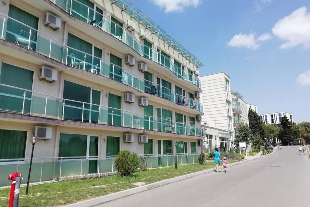 Seaview Apartment - Clara Sarafovo - 100M To Sea Burgas Exterior foto