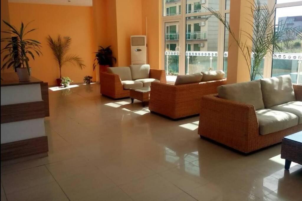 Seaview Apartment - Clara Sarafovo - 100M To Sea Burgas Exterior foto