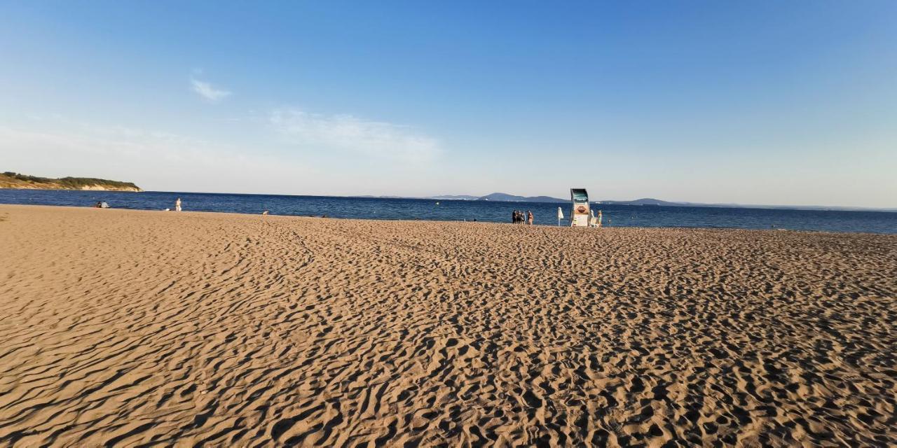 Seaview Apartment - Clara Sarafovo - 100M To Sea Burgas Exterior foto